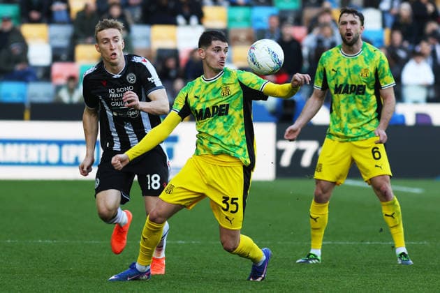 Sassuolo s Luca Lipani during the Serie A soccer match between Udinese and Sassuolo at the Bluenergy Stadium in Udine, north east Italy - Sunday, February 15,2026 - soccer  Copyright: xAndreaxBressanutti LaPressex