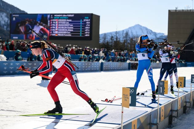 260215 Maren Kirkeeide of Norway and Lisa Vittozzi of Italy competes in women s biathlon 10 km pursuit during day 9 of the 2026 Winter Olympics on February 15, 2026 in Anterselva. Photo: Mathias Bergeld BILDBYRAN kod MB MB1330 skidskytte biathlon skiskyting Olympic Games, Olympische Spiele, Olympia, OS olympics winter olympics os ol olympiska spel vinter-os olympiske leker milano cortina 2026 milan cortina 2026 milano cortina 2026 olympic games milano cortina 2026 winter olympic games milano cortina-os milano cortina-ol vinter-ol 9 bbeng pursuit jaktstart *** 260215 Maren Kirkeeide of Norway and Lisa Vittozzi of Italy competes in women s biathlon 10 km pursuit during day 9 of the 2026 Winter Olympics on February 15, 2026 in Anterselva Photo Mathias Bergeld BILDBYRAN code MB MB1330 biathlon biathlon olympic games olympics olympics winter olympics os ol olympiska spel vinter os olympiske leker milano cortina 2026 milan cortina 2026 milano cortina 2026 olympic games milano cortina 2026 winter olympic games milano cortina os milano cortina ol vinter ol 9 bbeng pursuit jaktstart  Copyright: MATHIASxBERGELD BB260215MB088