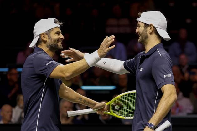 ROTTERDAM - Simone Bolelli and Andrea Vavassori (Italy) compete against Ray Ho (Taiwan) and Hendrik Jebens (Germany) during the doubles final on the final day of the ABN AMRO tennis tournament in Ahoy Rotterdam. BAS CZERWINSKI ANP xVIxANPxSportx xxANPxIVx 550787690 originalFilename: 550787690.jpg