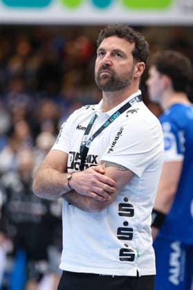15 02 2026, xKWIx, Handball, DAIKIN HBL, TBV Lemgo Lippe HC Erlangen, PHOENIX CONTACT arena Florian Kehrmann TBV Lemgo Lippe Head Coach Photo xKamilxWilkowskixPressefotoKochx NRW Germany