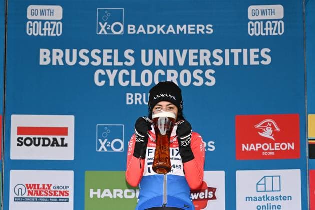 Dutch Ceylin Del Carmen Alvarado celebrate on the podium after winning the women elite race of the Brussels Universities cyclocross cycling event, stage 8 8 in the X20 Badkamers Trofee competition, Sunday 15 February 2026 in Brussels, Belgium. MAARTENxSTRAETEMANS  x163600428x