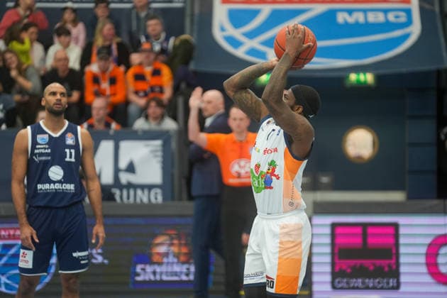 TJ Crockett Rostock Seawolves, 00 throws for free throw Syntainics MBC vs Rostock Seawolves, Basketball, Basketball Bundesliga, 20 Matchday, Season 2025 2026, 15 02 2026 Syntainics MBC vs Rostock Seawolves, Basketball, Basketball Bundesliga, 20 Matchday, Season 2025 2026, 15 02 2026 Weißenfels Copyright: xEibner-Pressefoto PiaxSchindlerx EP_PSR