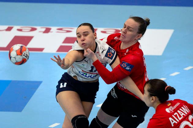 Anna Kukely Motherson Mosonmagyarovari KC, 17 , Luca Farago Thueringer HC, 19 , Natsuki Aizawa Thueringer HC, 23 GER, Thueringer HC vs Motherson Mosonmagyarovari KC , Handball, EHF European League Women, Group Phase , Season 2025 2026, 15 02 2026 GER, Thueringer HC vs Motherson Mosonmagyarovari KC , Handball, EHF European League Women, Group Phase , Season 2025 2026, 15 02 2026 Bad Langensalza Copyright: xEibner-Pressefoto MartinxHerbstx EP_MHT