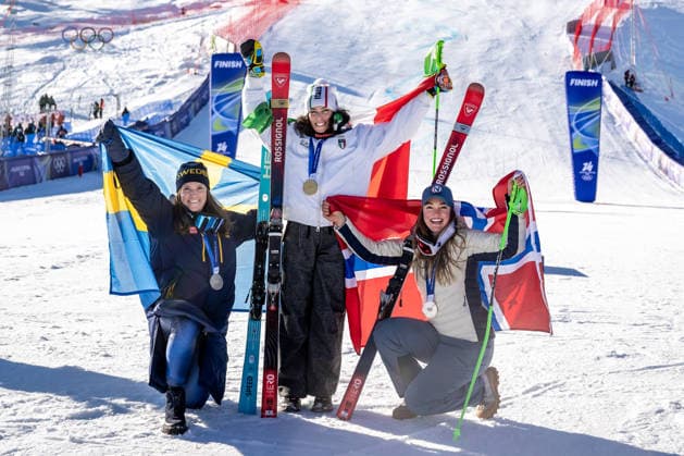 260215 Sara Hector of Sweden, Thea Louise Stjernesund of Norway and Federica Brignone of Italy celebrate after competing in women s alpine skiing giant slalom during day 9 of the 2026 Winter Olympics on February 15, 2026 in Cortina. Photo: Joel Marklund BILDBYRAN kod JM JM0793 bbeng alpint alpine skiing Olympic Games, Olympische Spiele, Olympia, OS olympics winter olympics os ol olympiska spel vinter-os olympiske leker milano cortina 2026 milan cortina 2026 milano cortina 2026 olympic games milano cortina 2026 winter olympic games milano cortina-os milano cortina-ol vinter-ol giant slalom storslalom storslalam dam italien sverige jubel *** 260215 Sara Hector of Sweden, Thea Louise Stjernesund of Norway and Federica Brignone of Italy celebrate after competing in women s alpine skiing giant slalom during day 9 of the 2026 Winter Olympics on February 15, 2026 in Cortina Photo Joel Marklund BILDBYRAN kod JM JM0793 bbeng alpine alpine skiing olympic games olympics winter olympics os ol olympiska spel vinter os olympiske leker milano cortina 2026 milan cortina 2026 milano cortina 2026 olympic games milano cortina 2026 winter olympic games milano cortina os milano cortina ol vinter ol giant slalom storslalom storslalam dam italien sverige jubel  Copyright: JOELxMARKLUND BB260215JM182