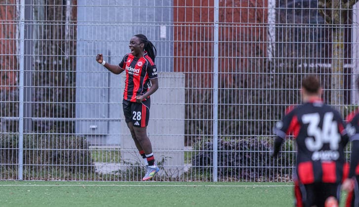 GER, Frankfurt, Eintracht Frankfurt II vs FSV Mainz 05, 2 Frauen Bundesliga, Fußball, DFB, Spielzeit 2025 2026, Stadion am Brentanobad, 17 Spieltag im Bild Mira Arouna Eintracht Frankfurt II 28 scores the 1 0, Jubel, Freude und Emotionen nach dem Tor DFB DFL REGULATIONS PROHIBIT ANY USE OF PHOTOGRAPHS AS IMAGE SEQUENCES AND OR QUASI VIDEO, 15 02 2026 Copyright: HMBxMedia HendrikxHamelau