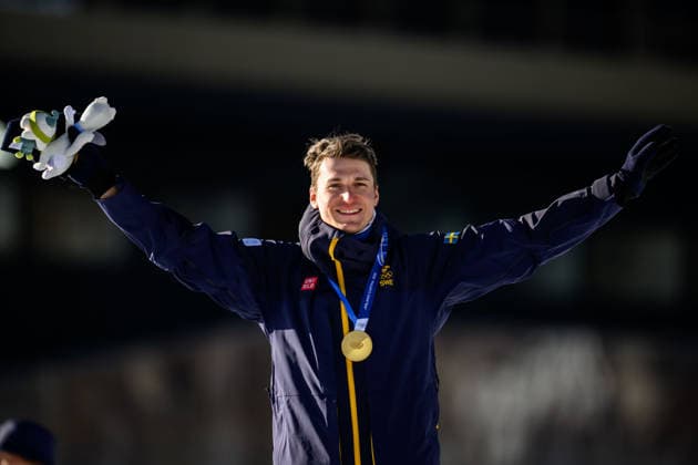 260215 Gold medalist Martin Ponsiluoma of Sweden celebrate on the podium in men s biathlon 12,5 km pursuit during day 9 of the 2026 Winter Olympics on February 15, 2026 in Anterselva. Photo: Jon Olav Nesvold BILDBYRAN COP 217 MB1329 skidskytte biathlon skiskyting Olympic Games, Olympische Spiele, Olympia, OS olympics winter olympics os ol olympiska spel vinter-os olympiske leker milano cortina 2026 milan cortina 2026 milano cortina 2026 olympic games milano cortina 2026 winter olympic games milano cortina-os milano cortina-ol vinter-ol 9 bbeng pursuit jaktstart jubel medal medalj Gold guld *** 260215 Gold medalist Martin Ponsiluoma of Sweden celebrate on the podium in men s biathlon 12,5 km pursuit during day 9 of the 2026 Winter Olympics on February 15, 2026 in Anterselva Photo Jon Olav Nesvold BILDBYRAN COP 217 MB1329 biathlon biathlon olympic games olympics olympics winter olympics os ol olympiska spel vinter os olympiske leker milano cortina 2026 milan cortina 2026 milano cortina 2026 olympic games milano cortina 2026 winter olympic games milano cortina os milano cortina ol vinter ol 9 bbeng pursuit jaktstart jubel medal medalj Gold guld  Copyright: JONxOLAVxNESVOLD BB260215JE138