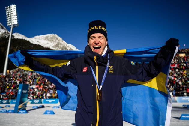 260215 Gold medalist Martin Ponsiluoma of Sweden celebrates with his gold medal after the men s biathlon 12,5 km pursuit during day 9 of the 2026 Winter Olympics on February 15, 2026 in Anterselva. Photo: Mathias Bergeld BILDBYRAN kod MB MB1329 skidskytte biathlon skiskyting Olympic Games, Olympische Spiele, Olympia, OS olympics winter olympics os ol olympiska spel vinter-os olympiske leker milano cortina 2026 milan cortina 2026 milano cortina 2026 olympic games milano cortina 2026 winter olympic games milano cortina-os milano cortina-ol vinter-ol 9 bbeng pursuit jaktstart jubel Gold guld medal medalj *** 260215 Gold medalist Martin Ponsiluoma of Sweden celebrates with his gold medal after the men s biathlon 12,5 km pursuit during day 9 of the 2026 Winter Olympics on February 15, 2026 in Anterselva Photo Mathias Bergeld BILDBYRAN code MB MB1329 biathlon biathlon biathlon olympic games olympics olympics winter olympics os ol olympic games winter os olympic games milano cortina 2026 milan cortina 2026 milano cortina 2026 olympic games milano cortina 2026 winter olympic games milano cortina os milano cortina ol winter ol 9 bbeng pursuit jaktstart jubel Gold guld medal medalj  Copyright: MATHIASxBERGELD BB260215MB109