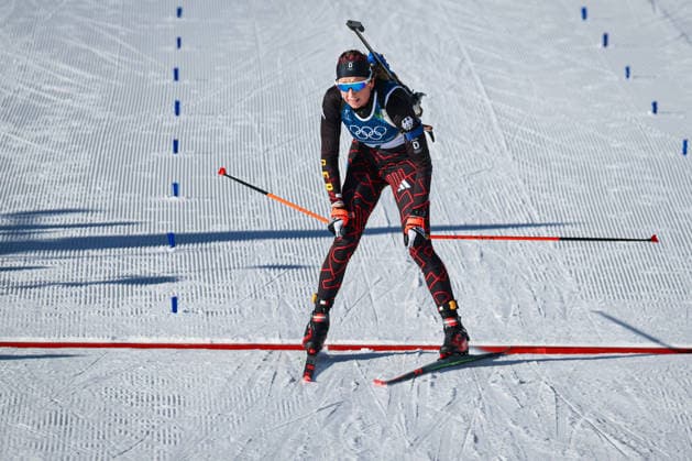 Antholz, Italien 15. Februar 2026: Biathlon Verfolgung Frauen 12,5 km - Olympia 2026 Im Bild: Franziska Preuss (GER) im Zielbereich. Anterselva Biathlon Arena *** Antholz, Italy 15 February 2026 Biathlon pursuit women 12.5 km Olympic Games 2026 In the picture Franziska Preuss GER in the finish area Anterselva Biathlon Arena Copyright: xFotostandx xHettichx