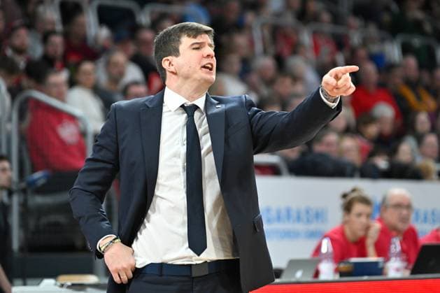 BAMBERG 15 02 2026 Basketball easycredit 1 Basketball Bundesliga 20 Matchday Bamberg Baskets vs Alba Berlin Pedro Calles Headcoach Alba Berlin gives instructions Photo Hans Martin Issler isslerimages Bamberg Baskets vs Alba Berlin