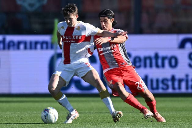 Db Cremona 15 02 2026 - campionato di calcio serie A Cremonese-Genoa foto Daniele Buffa Image nella foto: Morten Fendrup-Youssef Maleh 