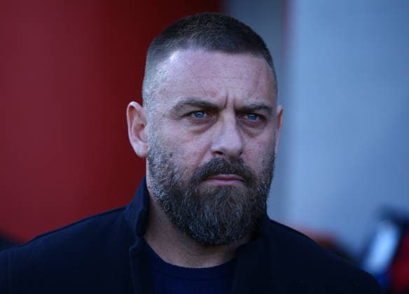 Genoa allenatore Daniele De Rossi during the Serie A soccer match between Cremonese and Genoa at the Giovanni Zini in Cremona, north west Italy - Domenica, 15 Febbraio 2026. - Soccer .  Copyright: xAlbertoxMariani LaPressex