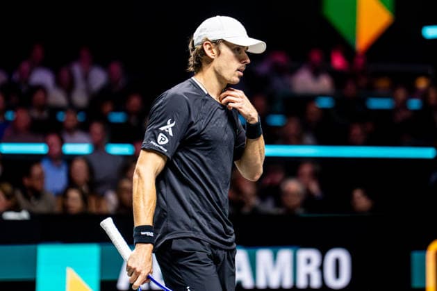 2026-02-15 ABN AMRO Open - Day Seven ROTTERDAM, NETHERLANDS - FEBRUARY 15: Alex de Minaur looks on during Day Seven of the ABN AMRO Open at Rotterdam Ahoy on February 15, 2026 in Rotterdam, Netherlands. (Photo by Gabriel Calvino Alonso BSR Agency) Rotterdam Netherlands Content not available for redistribution in The Netherlands directly or indirectly through any third parties. Copyright: xBSRxAgencyx