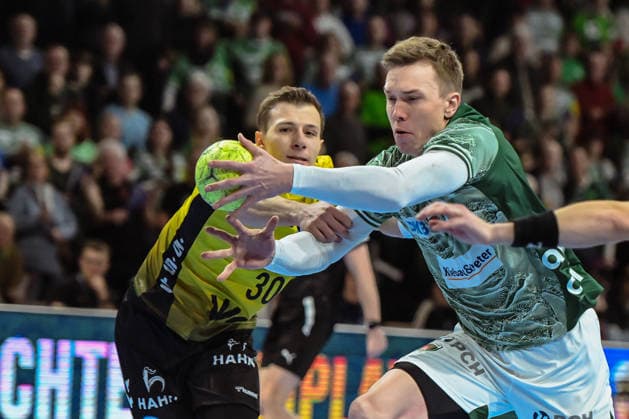 15 02 2026, xlakx, Handball Daikin HBL, Fuechse Berlin TVB Stuttgart v l Lasse Andersson Fuechse Berlin Berlin Daniel Lakomski
