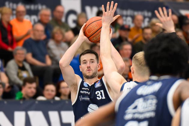 Spencer Reaves MBC, 31 , Syntainics MBC vs Rostock Seawolves, Basketball, 1 Bundesliga, Men, 20 Matchday Main Round, Season 2025 26, 15 02 2026 Weißenfels Stadthalle Sachsen Anhalt Germany