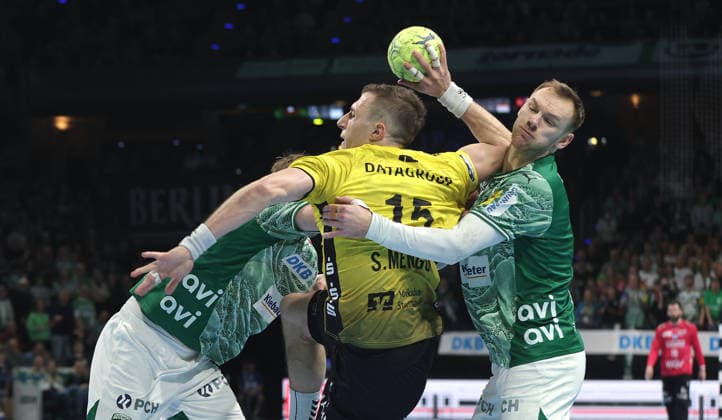 Max Darj, Simone Mengon on the ball, Mathias Gidsel duel Match scene Action Sport Handball HBL Bundesliga Men 21 Matchday Season 2025 2026 15 02 2026 Füchse Berlin vs TBV 1898 Stuttgart