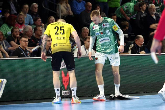 DEU, DHB, 1 HBL, Fuechse Berlin vs TVB Stuttgart, 15 02 2026, Max Schmeling Halle, Berlin, DEU, DHB, 1 HBL, Fuechse Berlin vs TVB Stuttgart, in the picture Mathias Gidsel Fuechse Berlin 19 , Patrick Zieker Stuttgart 25 nordphotoxGmbHx xEngler nph00076