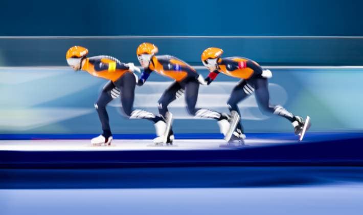 MILAN - Stijn van de Bunt, Marcel Bosker, and Chris Huizinga in action during the quarterfinals of the men s team pursuit long track Speed skating, Eisschnelllauf event at the Milano Speed Skating Stadium at the Milan Winter Olympics. ROBIN VAN LONKHUIJSEN ANP xVIxANPxSportx xxANPxIVx 550794320 originalFilename: 550794320.jpg