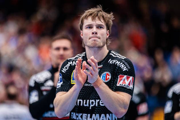 Christopher Bissel HC Erlangen, 21 is disappointed sad after 27 21 defeat GER, TBV Lemgo Lippe vs HC Erlangen, Handball, 1 Bundesliga, 21 Matchday, Season 2025 2026, 15 02 2026 GER, TBV Lemgo Lippe vs HC Erlangen, Handball, 1 Bundesliga, 21 Matchday, Season 2025 2026, 15 02 2026 Lemgo Copyright: xEibner-Pressefoto JanxRollingerx EP_JSK