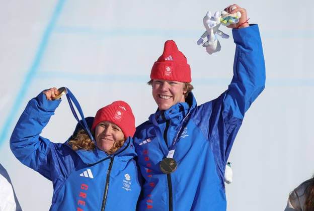 Milano Cortina 2026 - XXV Olympic Winter games, Winterspiele,Spiele, Summer games Livigno - Italy Mixed Team Snowboard Cross Image Show: Gold Medal GBR NIGHTINGALE Huw BANKES Charlott  Copyright: xSergioxBisi IPAxSportx xipa-agency.netx xx IPA_71559074 IPA_Agency_IPA71559074