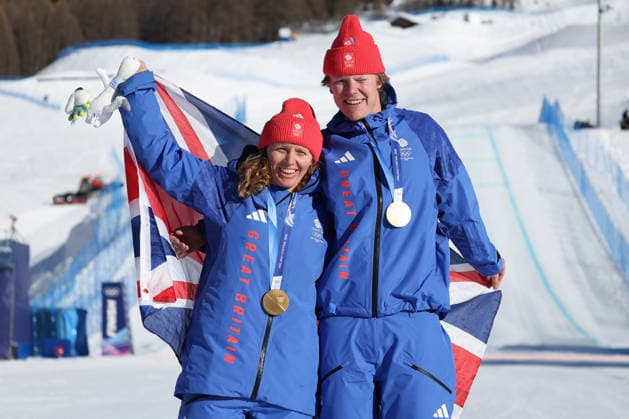 Milano Cortina 2026 - XXV Olympic Winter games, Winterspiele,Spiele, Summer games Livigno - Italy Mixed Team Snowboard Cross Image Show: Gold Medal GBR NIGHTINGALE Huw BANKES Charlott  Copyright: xSergioxBisi IPAxSportx xipa-agency.netx xx IPA_71559164 IPA_Agency_IPA71559164