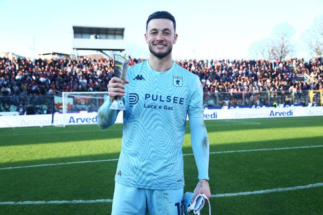 Genoa s Justin Bijlow Panini player ok the match during the Serie A soccer match between Cremonese and Genoa at the Giovanni Zini in Cremona, north west Italy - Domenica, 15 Febbraio 2026. - Soccer .  Copyright: xAlbertoxMariani LaPressex