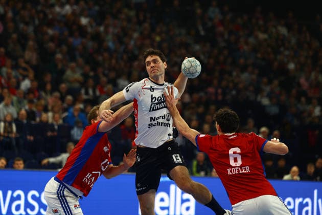 Handball I Men I Season 2025 2026 I Bundesliga I 21 Matchday I HSV Hamburg SG Flensburg Handewitt I 15 02 2026 Niklas Weller 13, HSV Hamburg Niclas Kirkelokke 5, SG Flensburg Handewitt Elias Kofler 6, HSV Hamburg Hamburg Barclaycard Arena Hamburg Germany Copyright: xLobeca RalfxHomburgx