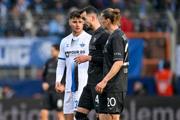 from left in picture Stefano Marino Paderborn 30 Erhan Masovic Bochum 4 Noah Loosli Bochum 20 15 02 2026 Soccer VfL Bochum vs SC Paderborn, Vonovia Ruhrstadion, Bochum, DFB DFL REGULATIONS PROHIBIT ANY USE OF PHOTOGRAPHS AS IMAGE SEQUENCES AND OR QUASI VIDEO Copyright: xpepphotox xHorstxMauelshagenx pep00321, pep_20260215_hm_282603
