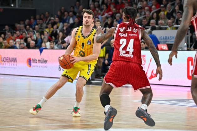 BAMBERG 15 02 2026 Basketball easycredit 1 Basketball Bundesliga 20 Matchday Bamberg Baskets vs Alba Berlin Jonas Mattisseck 9, Alba Berlin vs Cobe Williams 24, Bamberg Baskets Photo Hans Martin Issler isslerimages Bamberg Baskets vs Alba Berlin
