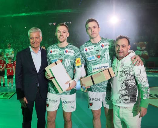 GER HBL Season 2025 2026 FÜCHSE Berlin vs TV Stuttgart, 15 02 26, Max Schmeling Halle, Berlin, Frank STEFFEL Füchse Berlin President , Mathias GIDSEL Füchse Berlin 19 , Lasse Bredekjaer ANDERSSON Füchse Berlin 11 , Bob HANNING Füchse Berlin Manager