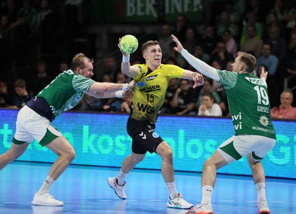 GER HBL Season 2025 2026 FÜCHSE Berlin vs TV Stuttgart, 15 02 26, Max Schmeling Halle, Berlin, Max DARJ Füchse Berlin 5 , Simone MENGON TVB Stuttgart 15 , Mathias GIDSEL Füchse Berlin 19