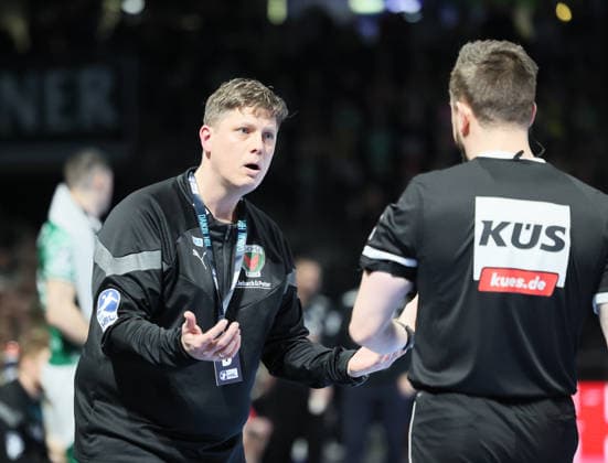 GER HBL Season 2025 2026 FÜCHSE Berlin vs TV Stuttgart, 15 02 26, Max Schmeling Halle, Berlin, Nikolej KRICKAU Füchse Berlin coach has many questions for the referees, incomprehension, dissatisfaction