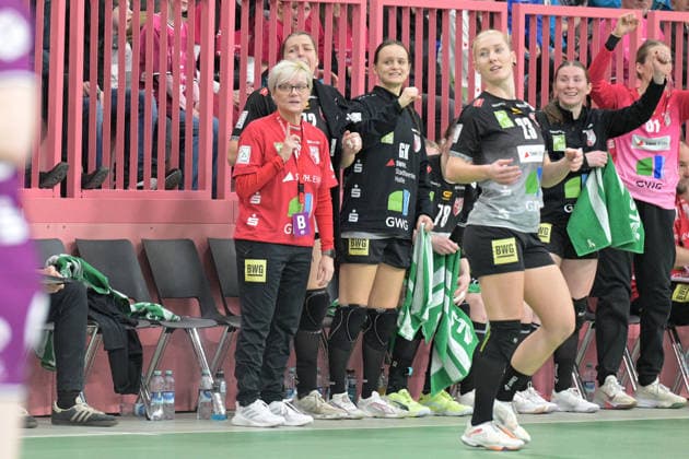 Ines Seidler SV Union Halle Neustadt, Coach TusSies Metzingen vs SV Union Halle Neustadt, Handball, Alsco HBF, 17 League Matchday, Season 2025 2026, 15 02 2026 TusSies Metzingen vs SV Union Halle Neustadt, Handball, Alsco HBF, 17 League Matchday, Season 2025 2026, 15 02 2026 Tuebingen Copyright: xEibner-Pressefoto TobiasxBaurx EP_TBR
