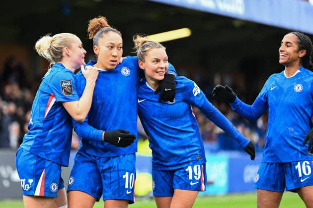 Lauren James (10 Chelsea) celebrates scoring her team s second goal with teammates during the Barclays Women s Super League match between Chelsea and Liverpool at Kingsmeadow on February 15, 2026 in Kingston upon Thames, England. (Photo by Yaroslav Dunka Sports Press Photo) Copyright: xYaroslavxDunkax xSPPx Sportspressphoto_SPR93128