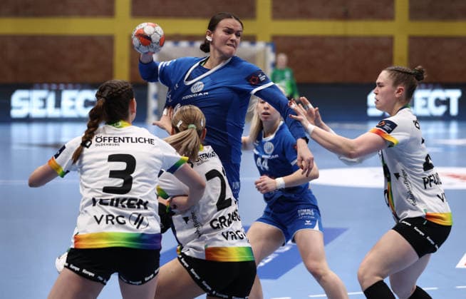 HC Lokomotiva v Vfl Oldenburg - EHF European League Women ZAGREB, CROATIA - FEBRUARY 15: Tatiana Sutranova of HC Lokomotivain action during the EHF European League Women - Group Phase match between HC Lokomotiva and Vfl Oldenburg at Sports Hall Sutinska Vrela on February 15, 2026 in Zagreb, Croatia.  JosipxMikacic PIXSELL