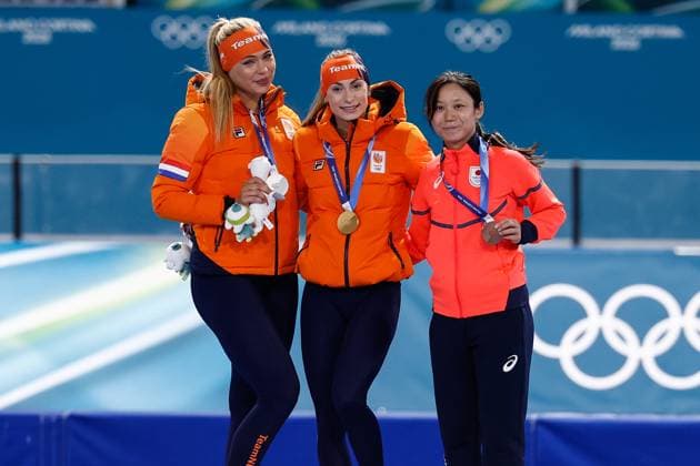 MILAN , 15-02-2026 , Milano Speed skating, Eisschnelllauf Stadium , Olympic Winter games, Winterspiele,Spiele, Summer games 2026 - Speed Skating 500m ladies , Picture shows Jutta Leerdam (silver), Femke Kok (gold), Miho Takagi (bronze) Olympic Winter Games 2026 - Speed Skating 500m ladies  x201630608x Copyright: