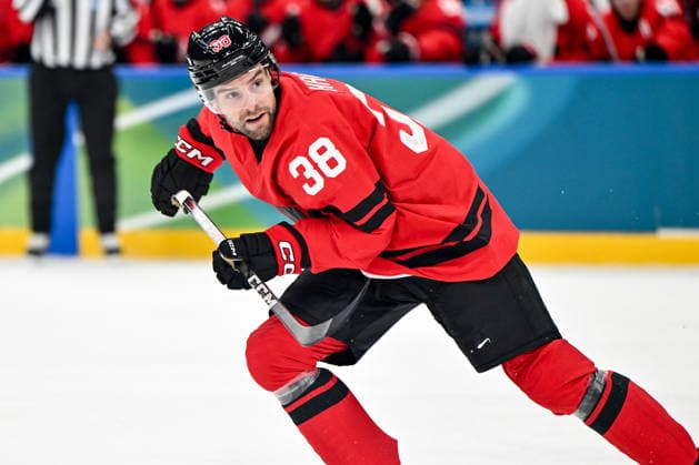 15 02 2026, Milano, Santa Giulia Ice hockey, Eishockey Arena, Winter Olympics: Canada - France (Ice Hockey), Brandon Hagel of Canada Milano Santa Giulia Ice Hockey Arena Lombardy Italy *** 15 02 2026, Milano, Santa Giulia Ice Hockey Arena, Winter Olympics Canada France Ice Hockey , Brandon Hagel of Canada Milano Santa Giulia Ice Hockey Arena Lombardy Italy Copyright: xJustPictures.ch AndreaxBrancax jp-en-AnBr-AB-AAB_521615022026
