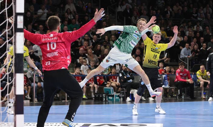 Mathias Gidsel scores his 200th BL goal against goalkeeper Miljan Vujovic duel Match scene Action Sport Handball HBL Bundesliga Men 21 Matchday Season 2025 2026 15 02 2026 Füchse Berlin vs TBV 1898 Stuttgart