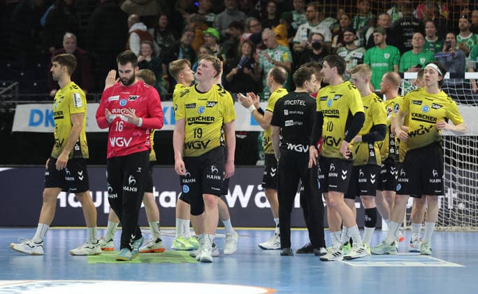Stuttgart team disappointed after the end of the match Disappointment Sport Handball HBL Bundesliga Men 21 Matchday Season 2025 2026 15 02 2026 Füchse Berlin vs TBV 1898 Stuttgart