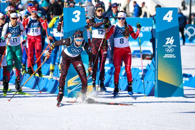 Antholz, Italien 15. Februar 2026: Biathlon Verfolgung Frauen 12,5 km - Olympia 2026 Im Bild: Franziska Preuss (GER) beim Start. Anterselva Biathlon Arena *** Antholz, Italy 15 February 2026 Biathlon Pursuit Women 12.5 km Olympia 2026 In the picture Franziska Preuss GER at the start Anterselva Biathlon Arena Copyright: xFotostandx xHettichx