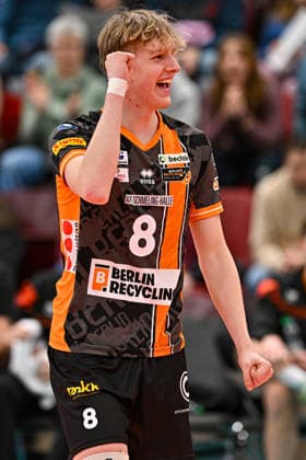 VBL MTV Ludwigsburg BR Recycling Volleys 15 02 2026 Volleyball, 1 Bundesliga, Men, Season 2025 26, Barock Volleys MTV Ludwigsburg in Red Black vs Berlin Recycling Volleys in Orange Black , Benjamin Kirsch, Copyright: xBEAUTIFULxSPORTS TomxBlochx