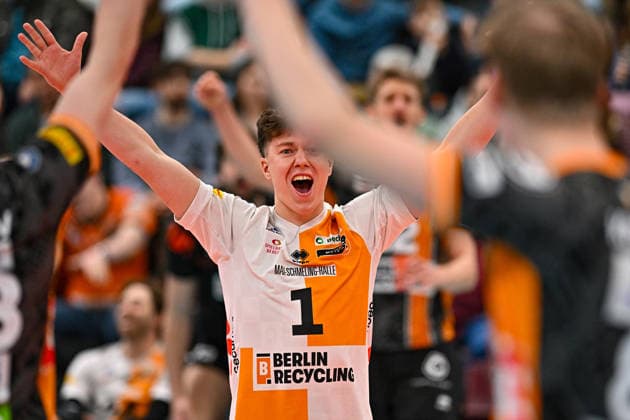 VBL MTV Ludwigsburg BR Recycling Volleys 15 02 2026 Volleyball, 1 Bundesliga, Men, Season 2025 26, Barock Volleys MTV Ludwigsburg in Red Black vs Berlin Recycling Volleys in Orange Black , Maximilian Treiter Copyright: xBEAUTIFULxSPORTS TomxBlochx