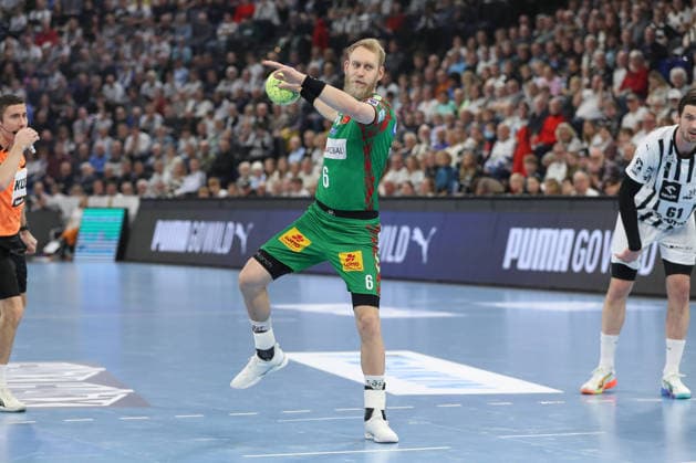 15 02 2026, xgox, Handball Daikin HBL THW Kiel SC Magdeburg emspor, v l Matthias Musche Magdeburg, 6 at the seven-meter Kiel