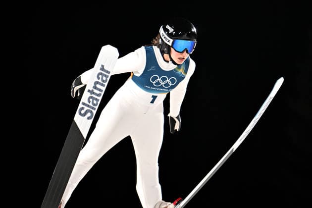 Predazzo, Italy, February 15th 2026. Delia Anamaria Folea of Romania in action during the Ski jumping, Skispringen, Ski, nordisch Womens Large Hill Individual competition of the Olympic Winter games, Winterspiele,Spiele, Summer games 2026 in Predazzo, Italy. (Photo by Igor Kupljenik Sports Press Photo)  Copyright: xIgorxKupljenikx xSPPx Sportspressphoto_SPR93207