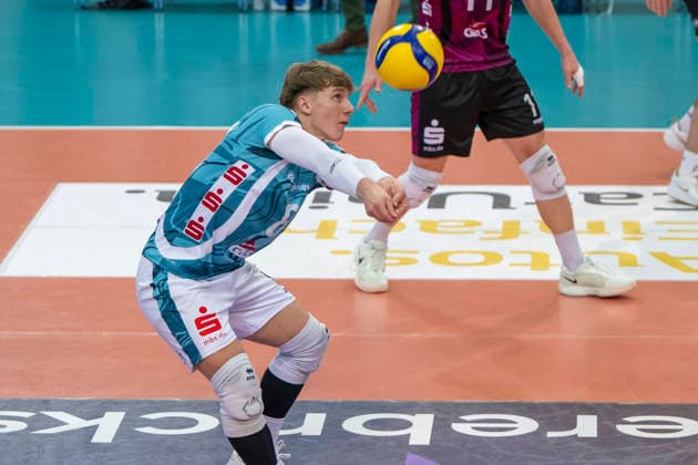1 Volleyball Bundesliga Season 2025 2026 Cerebricks Volley Goats Mitteldeutschland vs Netzhoppers KW Halle, Germany February 15, 2026 In the picture Tim Türpe Tuerpe Netzhoppers Halle Saale swh Arena Sachsen Anhalt Germany