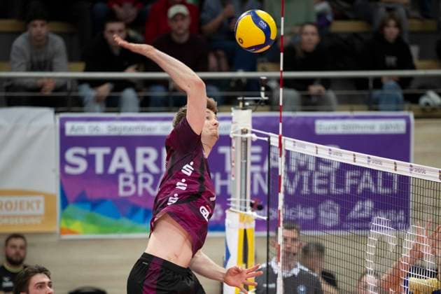 1 Volleyball Bundesliga Season 2025 2026 Cerebricks Volley Goats Mitteldeutschland vs Netzhoppers KW Halle, Germany February 15, 2026 In the picture Isaiah Olfert Netzhoppers Halle Saale swh Arena Sachsen Anhalt Germany