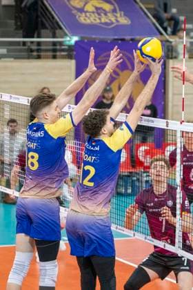 1 Volleyball Bundesliga Season 2025 2026 Cerebricks Volley Goats Mitteldeutschland vs Netzhoppers KW Halle, Germany February 15, 2026 In the picture from left Dax Tompkins Bitterfeld , Paul Klimm Bitterfeld and Carl Möller Moeller Netzhoppers Halle Saale swh Arena Sachsen Anhalt Germany
