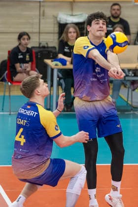 1 Volleyball Bundesliga Season 2025 2026 Cerebricks Volley Goats Mitteldeutschland vs Netzhoppers KW Halle, Germany February 15, 2026 Pictured from left Tom Borchert Bitterfeld and Nick Breitenbach Bitterfeld Halle Saale swh Arena Sachsen Anhalt Germany