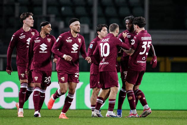 Torino™s Nikola Vlasic celebrates after scoring goal for his team during the Serie A soccer match between Torino and Bologna at the Stadio Olimpico Grande Torino in Turin, north west Italy - Sunday, February 15, 2025. - Soccer .  Copyright: xMarcoxAlpozzi LaPressex