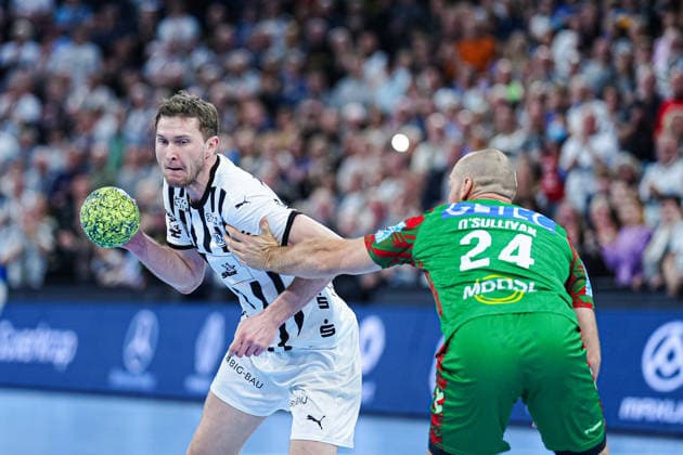 Magnus Landin THW Kiel, 07 , Chrstian O Sullivan SC Magdeburg, 24 GER, THW Kiel vs SC Magdeburg, Handball, 1 Bundesliga, Matchday 21, Season 2025 2026, 15 02 2026 GER, THW Kiel vs SC Magdeburg, Handball, 1 Bundesliga, Matchday 21, Season 2025 2026, 15 02 2026 Kiel Copyright: xEibner-Pressefoto MarcelxvonxFehrnx EP_MFN