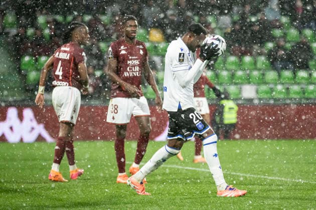FOOTBALL : Metz fc vs Auxerre - ligue 1 - Metz - 15 2 26 Sinaly DiomandÃ 20  Copyright: xx